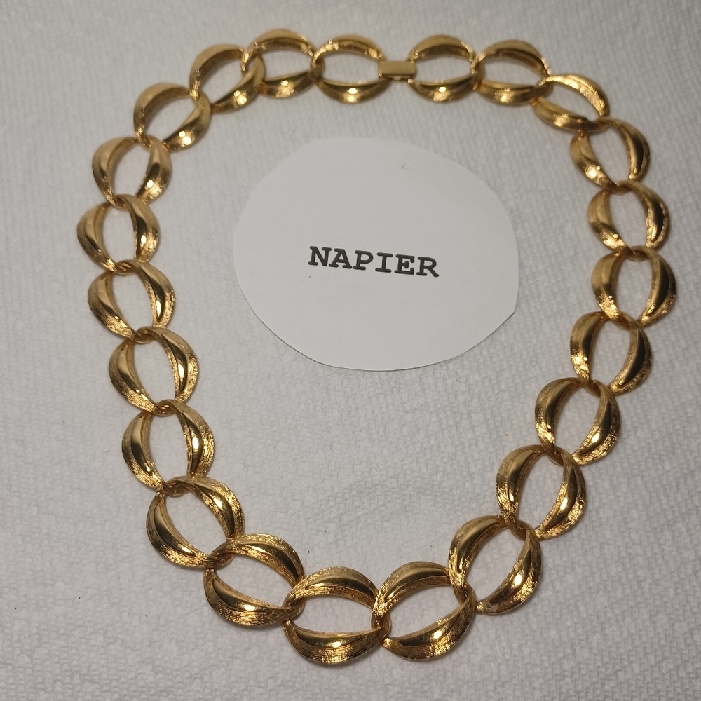 NAPIER Goldtone Open Link Necklace 20"